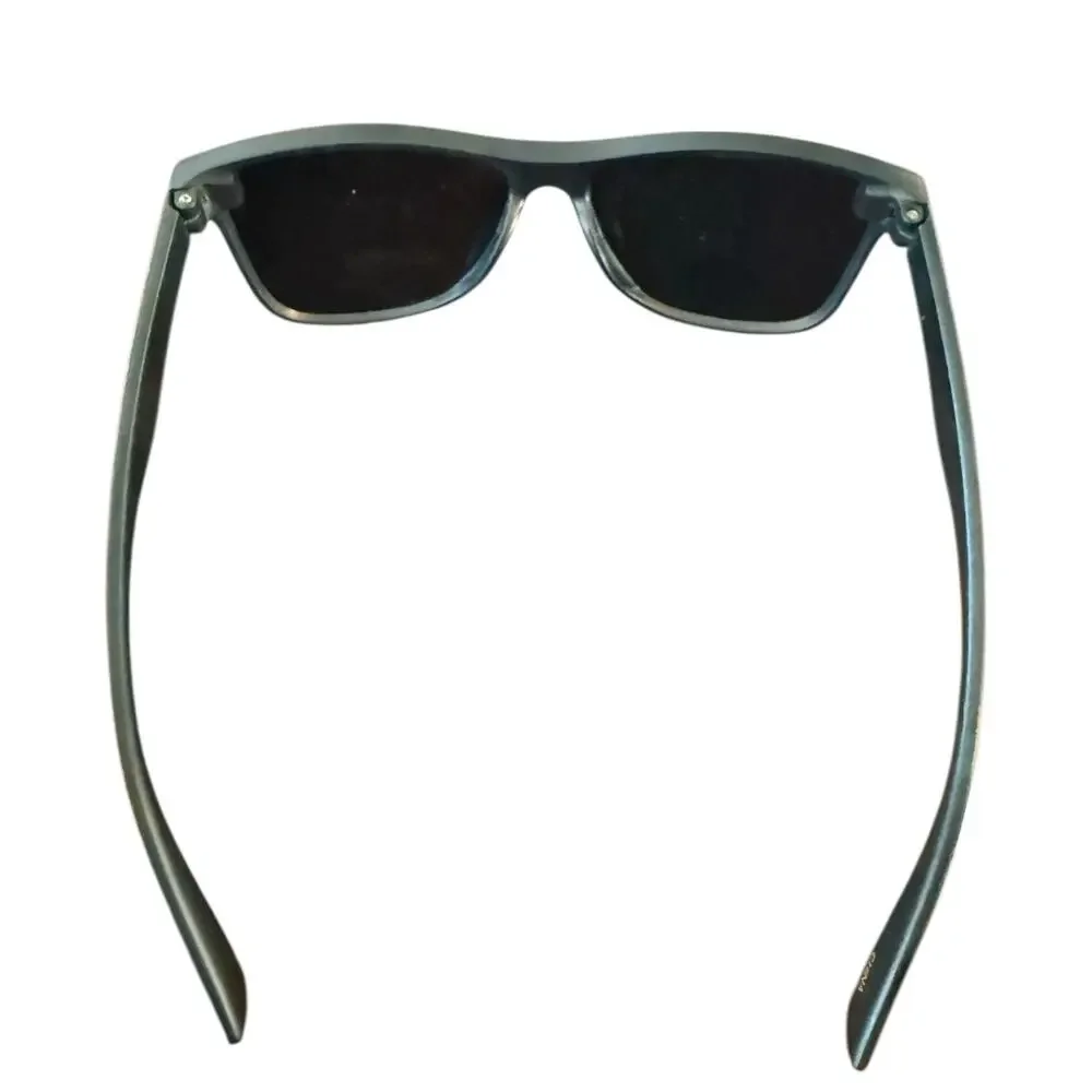 Black Framed Mens Sunglasses Ultraviolet Protection